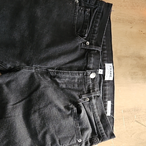 Frame Jeans - Picture 1 of 7